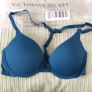 NWT VS Pink 32c Wear everywhere push-up bra